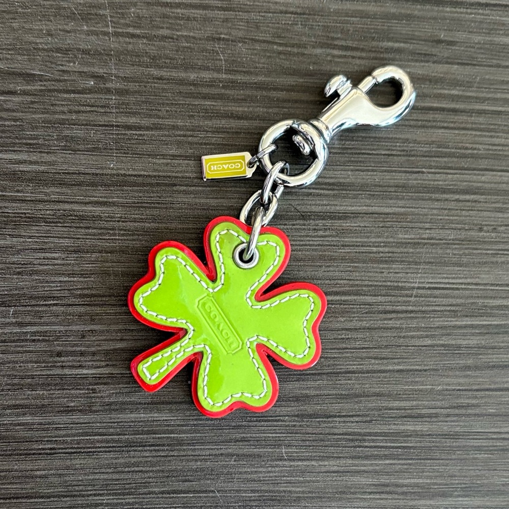 Coach Four Leaf Clover Bag Charm Keychain Lucky 2007 Y2K - Picture 3 of 9